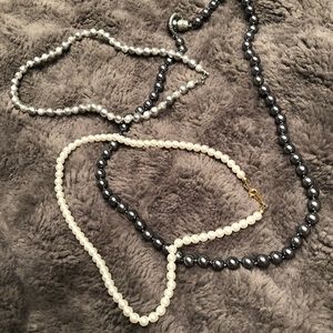 💕Costume Pearl Necklace Bundle - Lot of 3💕